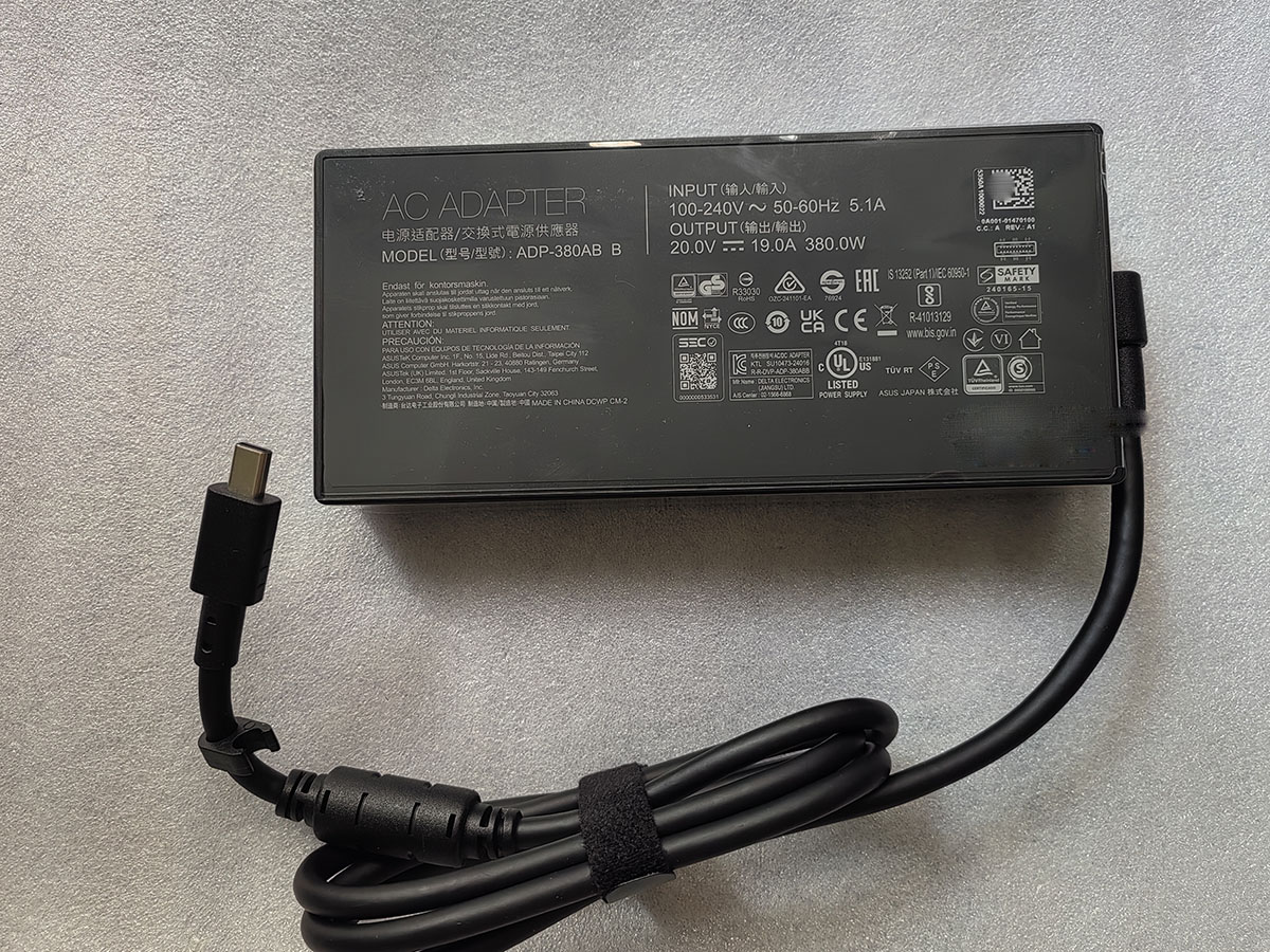 Pc Gaming Uk - NEW 20V 19A Rectangle Conn 380W